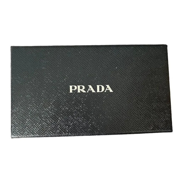 Prada Unisex Black Leather Card Wallet & Box Like New - Picture 7 of 10